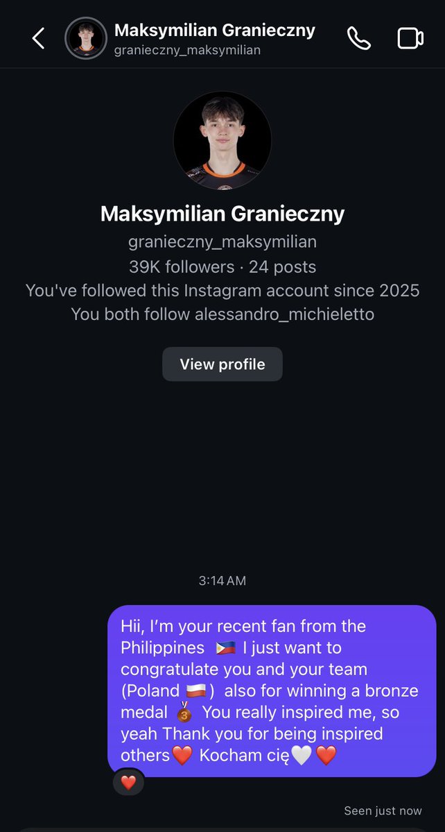 jajangmwyeon's tweet image. balak kona sana matulog pero nakita ko na nag view siya sa story ko sa ig then napag isipan ko na ichat siya na isa siya sa naka pag pa inspired sakin and hindi ako makapaniwala na nag react siya sa chat ko hehe thank you so much 🤍❤️🇵🇱#MaksymilianGranieczny #Polska #MWC2025