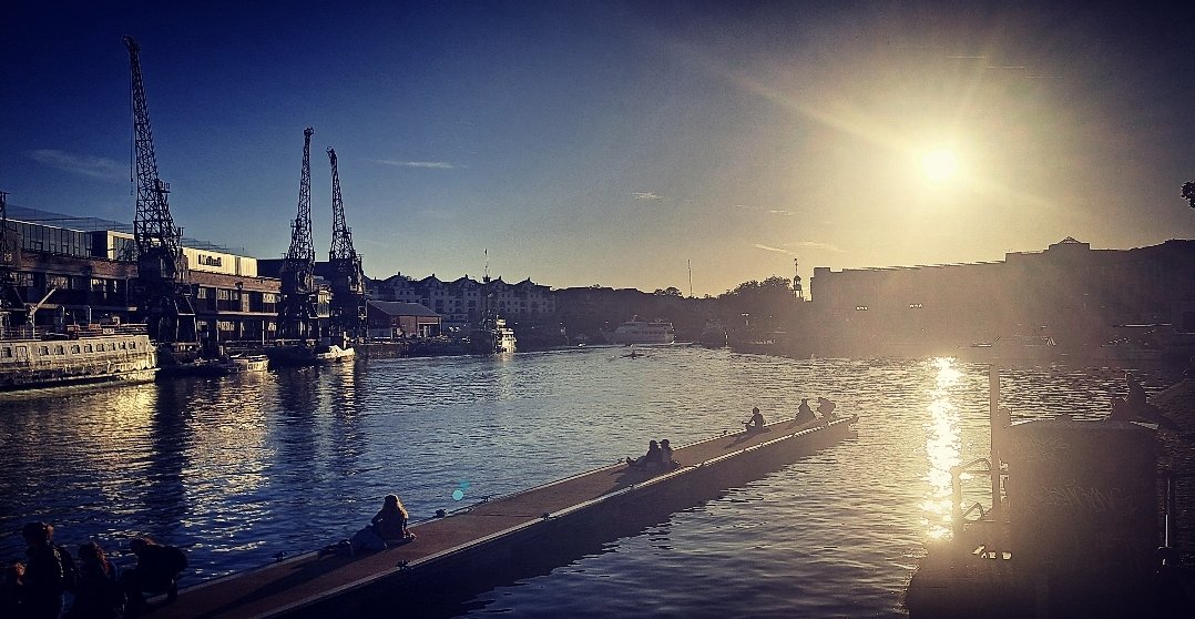 Larvly in Bristol 
#Bristol #Sunday