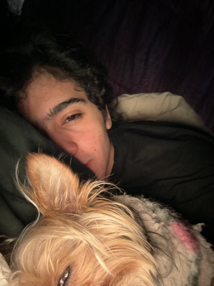 somos theito y yo contra la cruda y el examen de familiar mañana