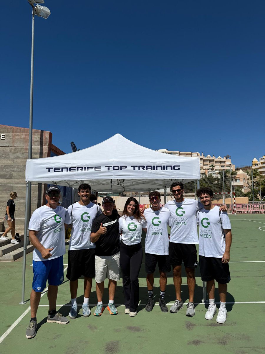 Beach Clean-up in La Caleta! 🌊
Over 70 volunteers came together and in just 2 hours we collected more than 440 kg of rubbish! ♻️ 
After we celebrated with paella and Ocean Beers. 🍻🥘 Big thanks to our partners . 💙
📣 Next Beach Clean-Up:
📅 25 October 2025
📍 Palm Mar