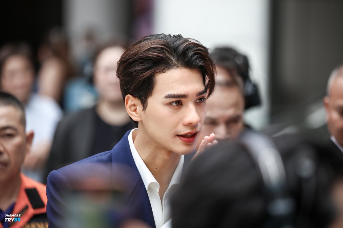 OneMoreTry85's tweet photo. เก่งลุคนี้คือท่านประธานมากกก

KENG AT 7ELEVEN
#7ElevenAllSelectxKeng
#KengHarit | @harit_keng https://t.co/07hRkpPUXY