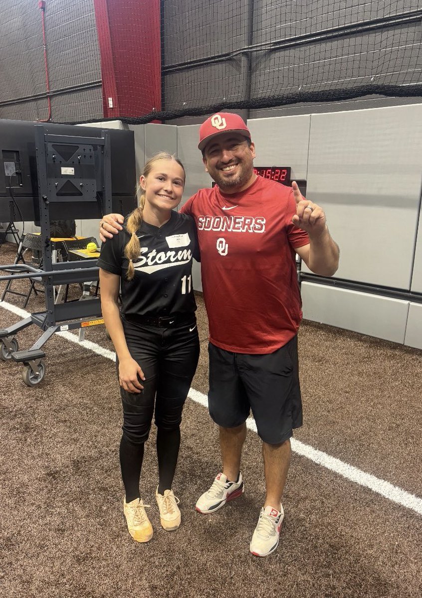 Sydney Root tweet media