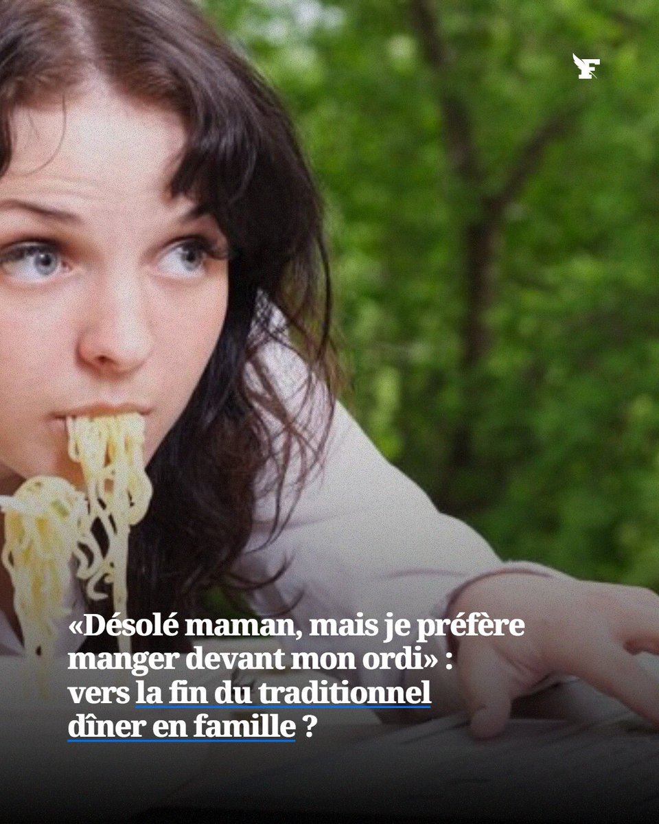 Quand les Français étaient 93% en 2009 à considérer ce repas familial comme essentiel, 29% reconnaissent aujourd’hui y passer moins de temps. En cause : l’omniprésence des écrans et les horaires décalés. →l.lefigaro.fr/QgJ