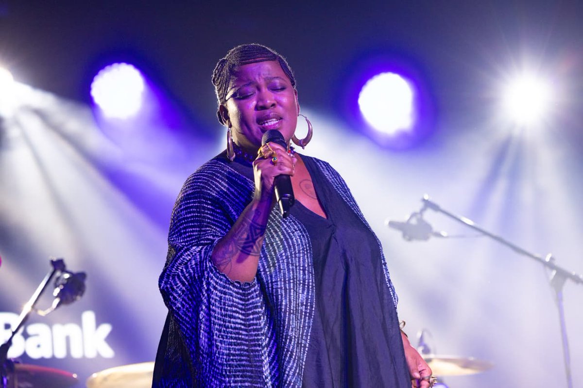 StandardBankArt's tweet photo. Through the rain, the Blue Note has been our refuge — melodies born of the heart, harmonies shaped by legends, and soul-stirring notes that linger beyond the moment. #FollowTheBlueNote #JoyOfJazz #ChampionOfTheArts https://t.co/QCCJvfEXNl