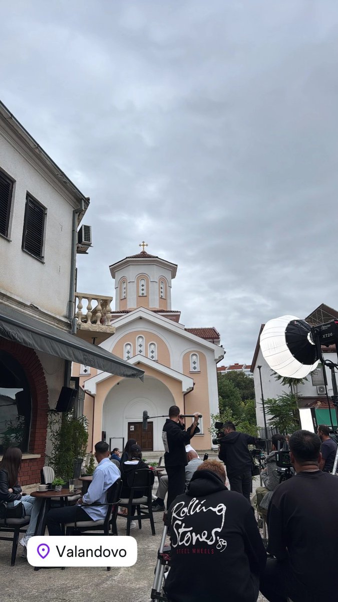 DaySunnysmile's tweet photo. #BenimAdimAylamaz 👩⚕️🩺continues 📽🎞 in Macedonia
#YağmurTanrısevsin
There are still 14 days left until the end of the shooting
#OrkunIzan #SinemDaag https://t.co/KMmk9KRo8z
