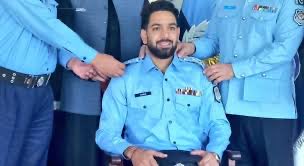 EngineerNibba's tweet image. Haris Rauf has to be the most brainless bowler out there 
#PAKvsIND 
#Cricket #Frustration