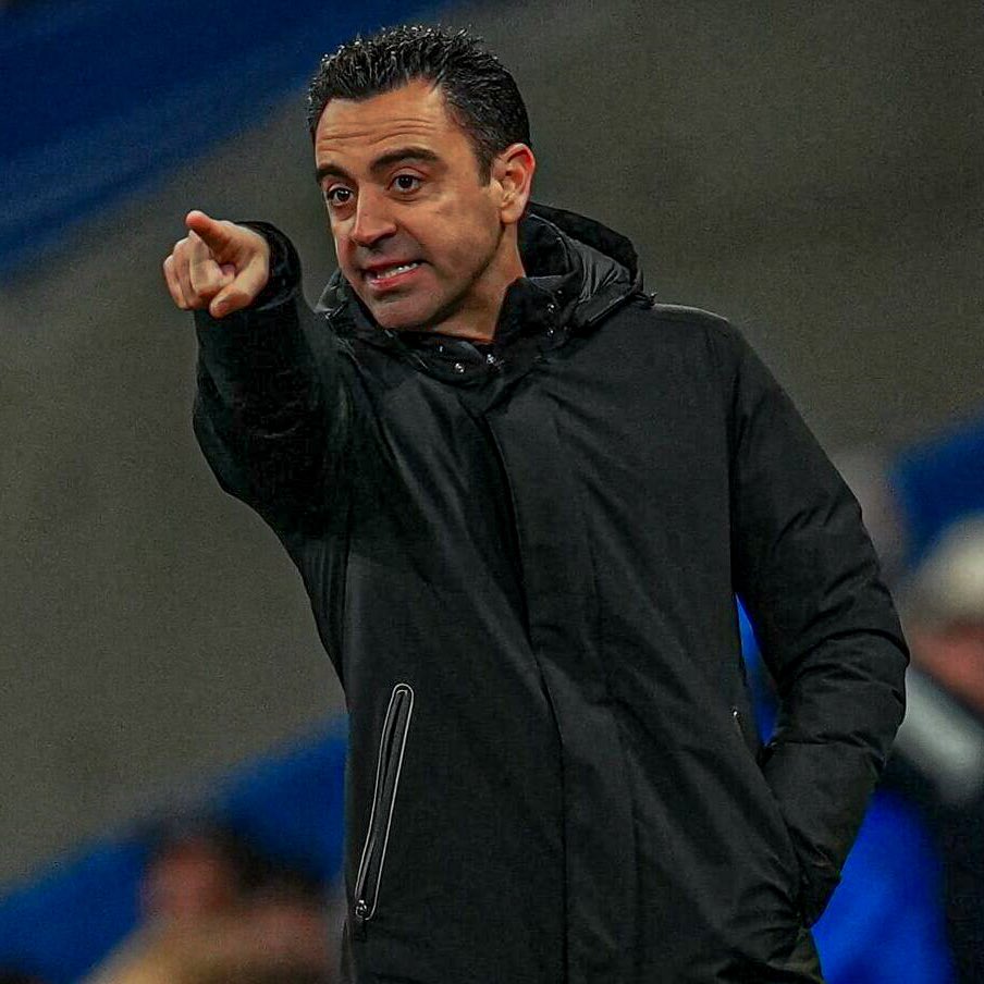 henriosko's tweet photo. 🚨🧨 BREAKING: Manchester United ready to appoint Xavi Hernandez as new manager. #ManchesterUnited

Amorim on his way out of the club. #AmorimOut @officialmoore7
@isthaths https://t.co/Q2QlBiJA6L