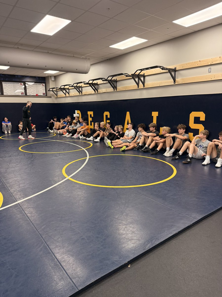 Eastern Iowa Wrestling Club tweet media