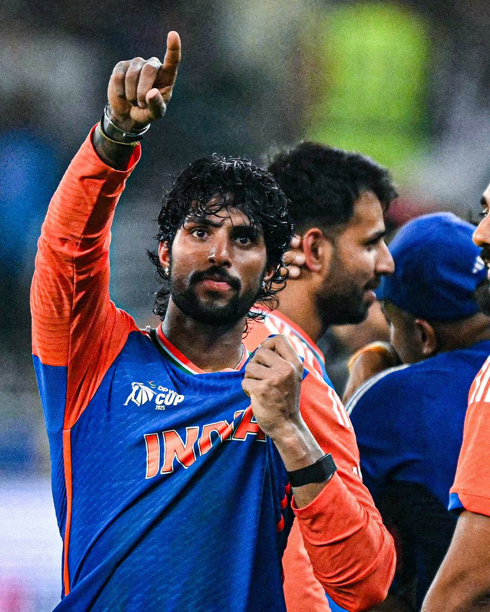 NaiduPalash's tweet photo. Operation Sindoor ✈️✔️
Operation Tilak 🏏 ✔️
9th Asia Cup Title for Bharat!!
And like always....PKMKB 🤣🤣#AsiaCupFinal https://t.co/OOOgubbgLo