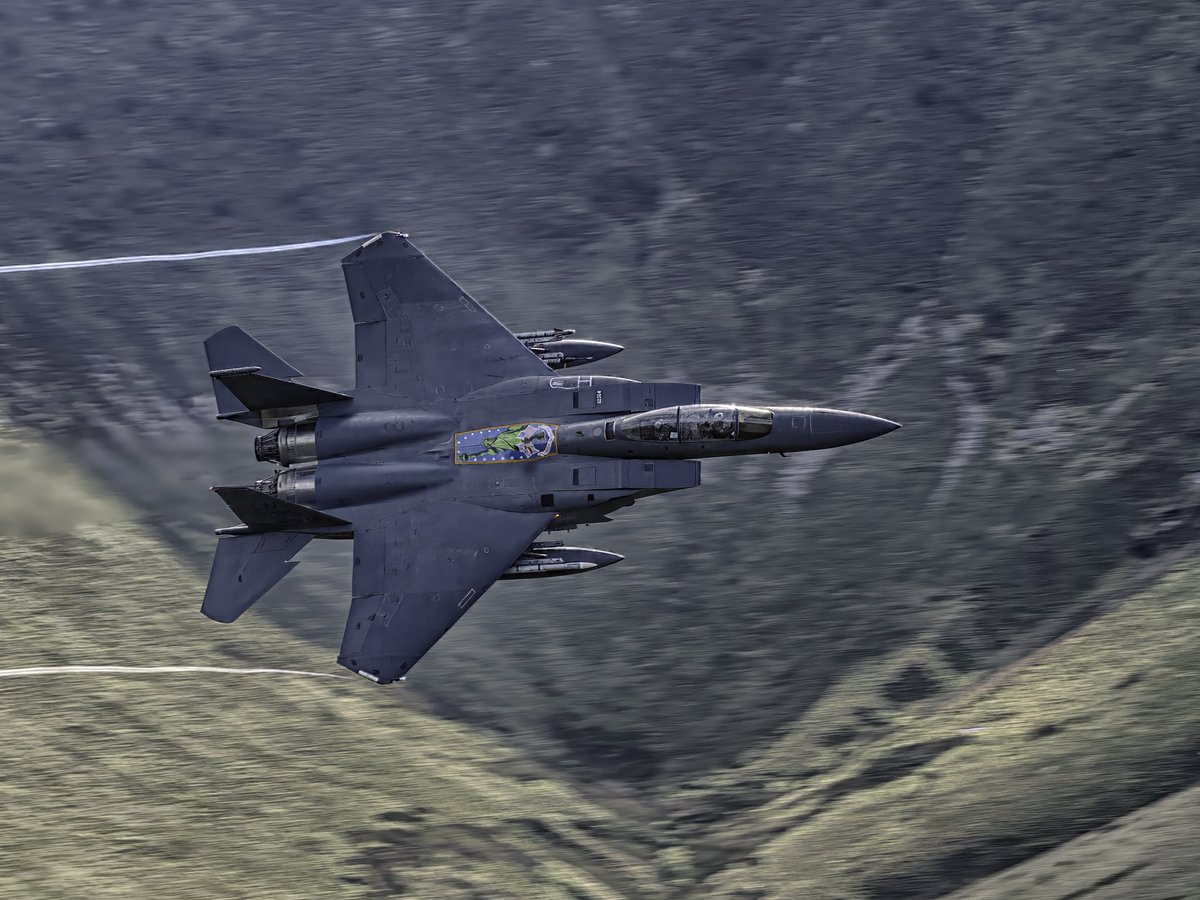 StephenHBPE3's tweet image. USAF F15 Liberty Strike Eagle passing Spur at Mach Loop 

#F15 #StrikeEagle #MachLoop #Wales