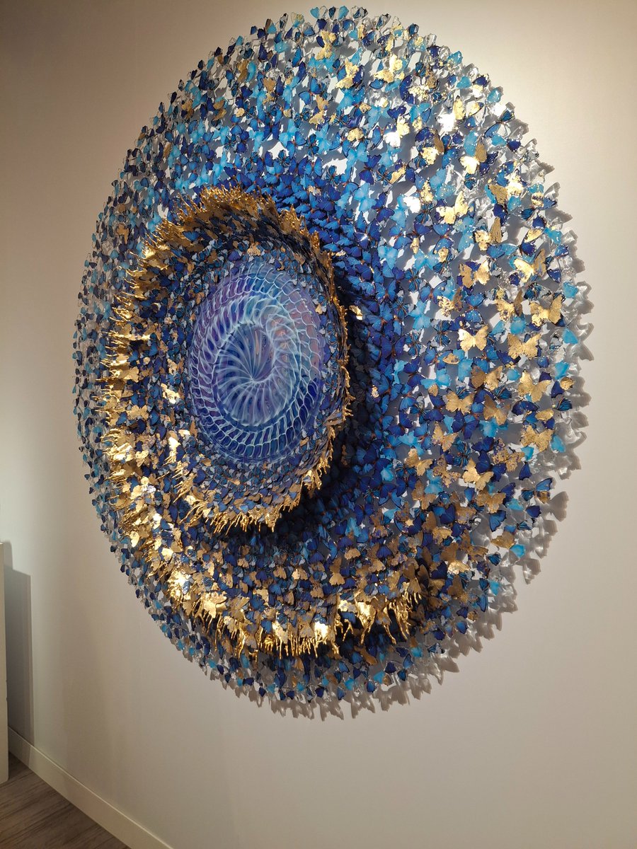 GulInan5's tweet photo. Yanlışlıkla Contemporary Art İstanbul'a gitmiş oldum. https://t.co/OcvUSFB5Ri