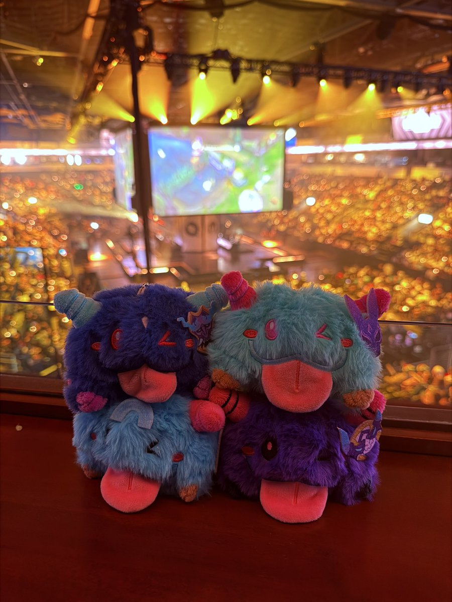 pedrofracassi's tweet photo. eu não tenho autocontrole pra gacha…

lhes apresento master yi, evelynn, aphelios e darius

#DrivenByKia #LTA @LTASul @LTANorth https://t.co/Lvnp9NeMqO