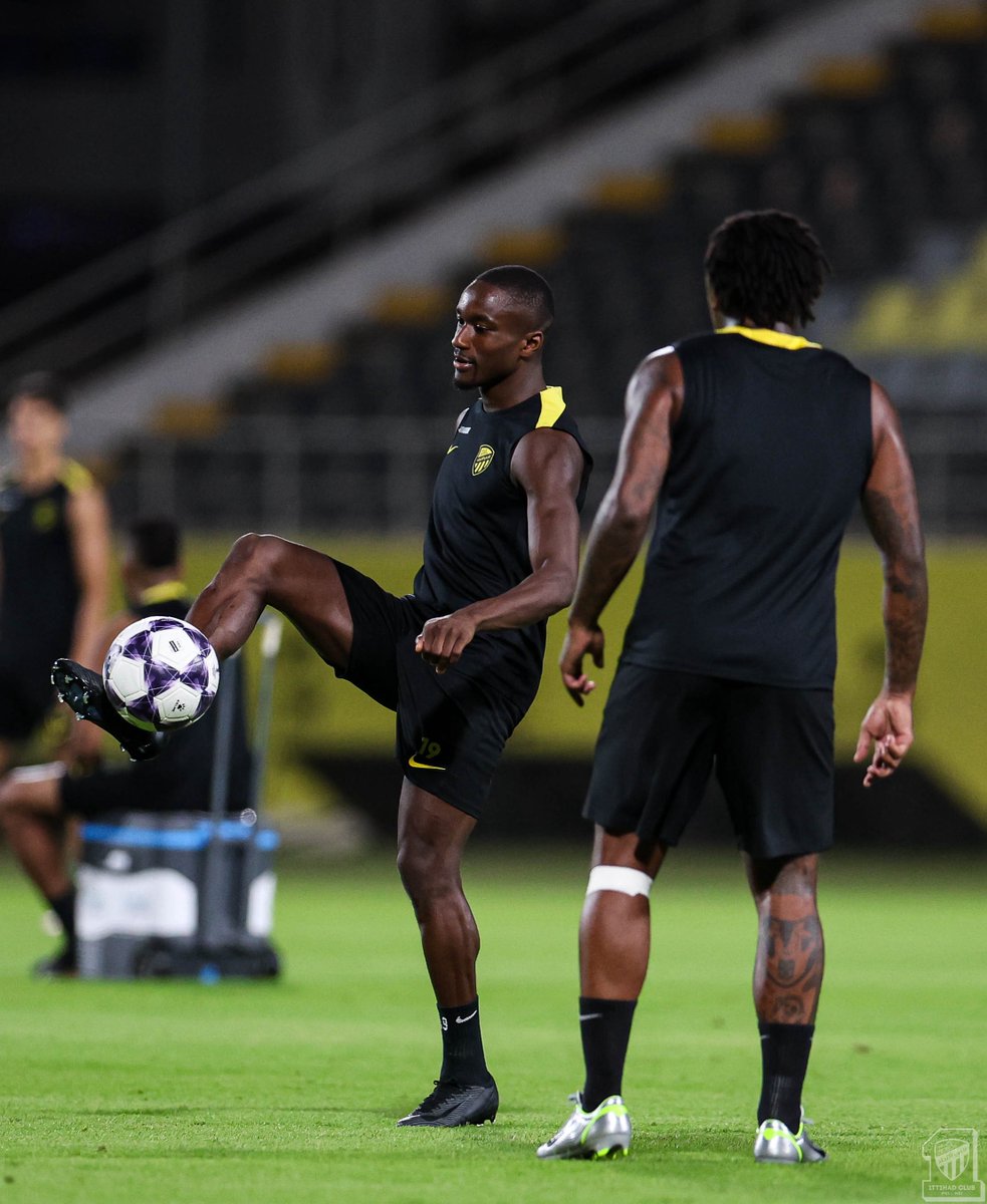 ittihad's tweet image. 📸| مرحلة جديدة بتطلعات أكبر 👏💛