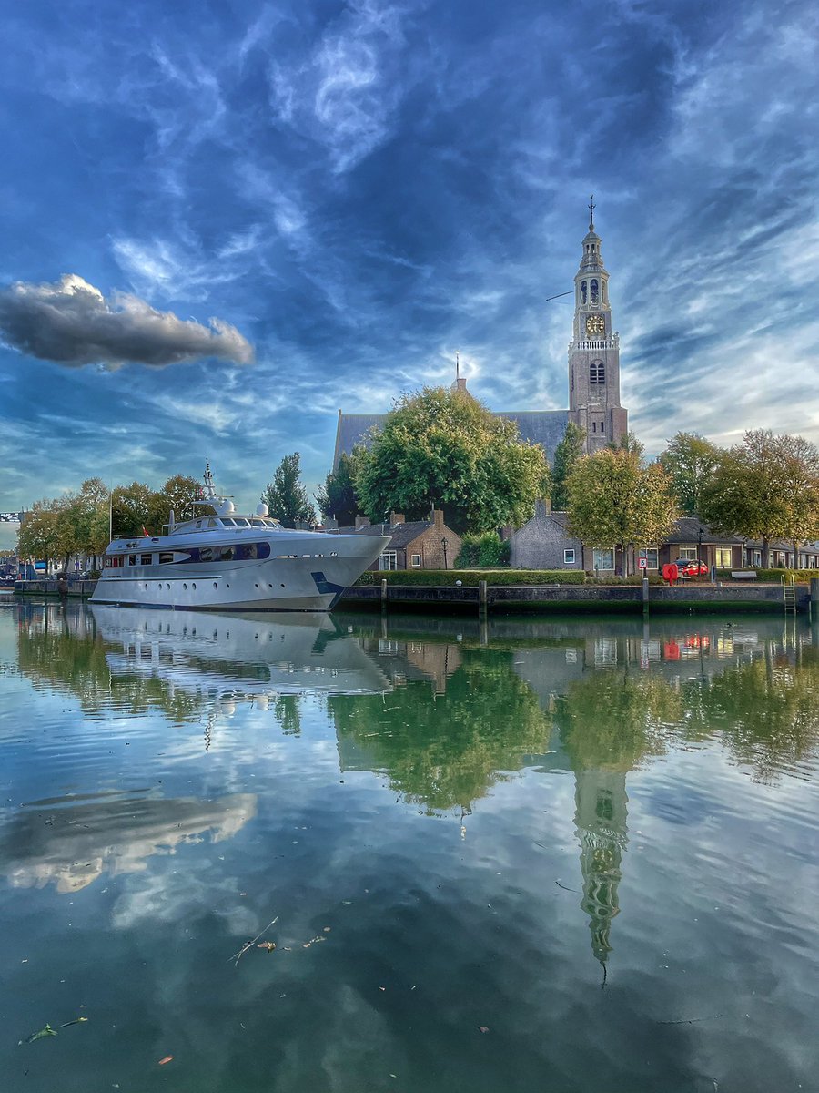 Een leuk “bootje” in Maassluise wateren