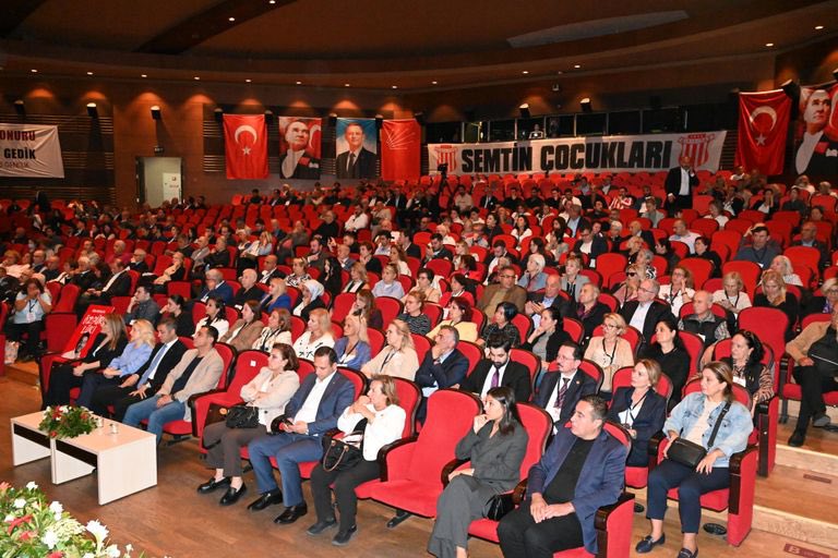 chpbesiktasilce's tweet photo. 39. Olağan İlçe Kongremiz sonucunda Mehmet Arslan İlçe Başkanımız olarak seçilmiştir. 
Katılım sağlayan delegelerimize ve örgütümüze teşekkür ederiz. https://t.co/QrNX62ha48