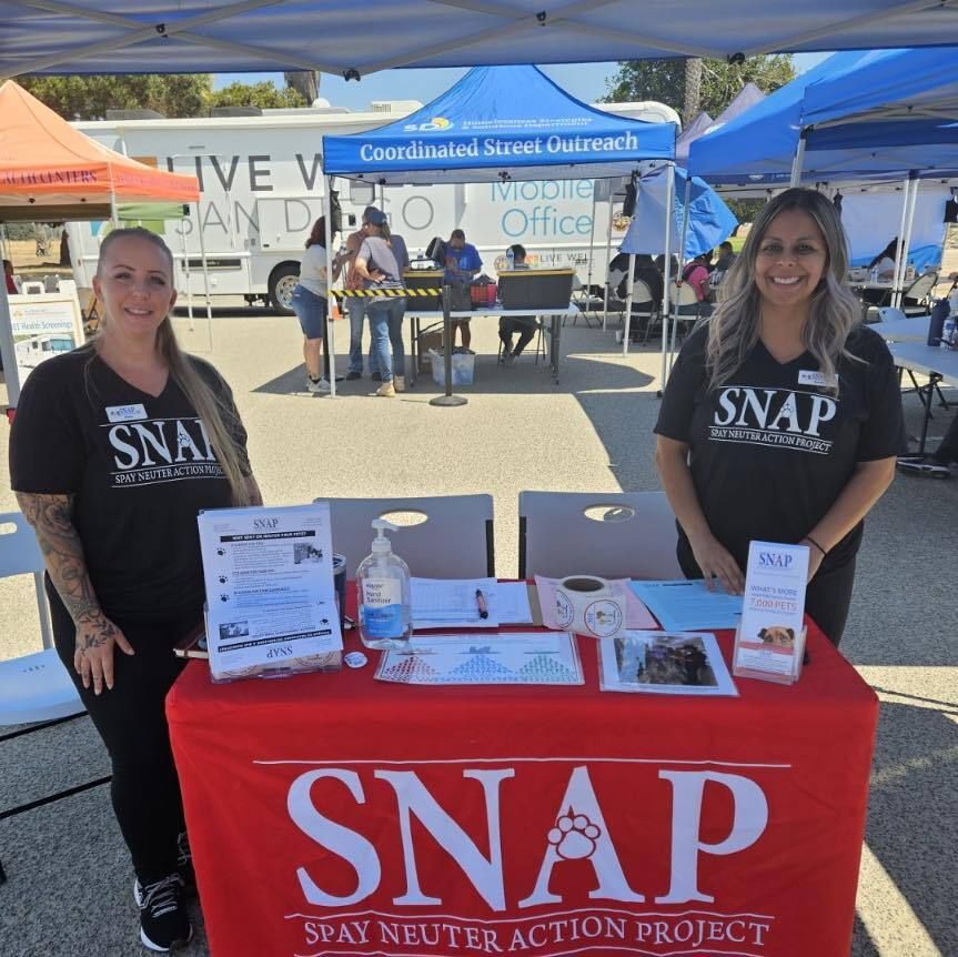 SNAPspayneuter's tweet image. 🐾 SNAP will join San Diego’s Community Outreach Event for the Homeless, Oct 15–17 @ Pechanga Arena.

🚐 On Oct 16, our Neuter Scooter will provide FREE spay/neuter for pets of homeless individuals.

#SNAPSanDiego
 #NeuterScooter 
#SpayAndNeuter
 #CommunitySupport