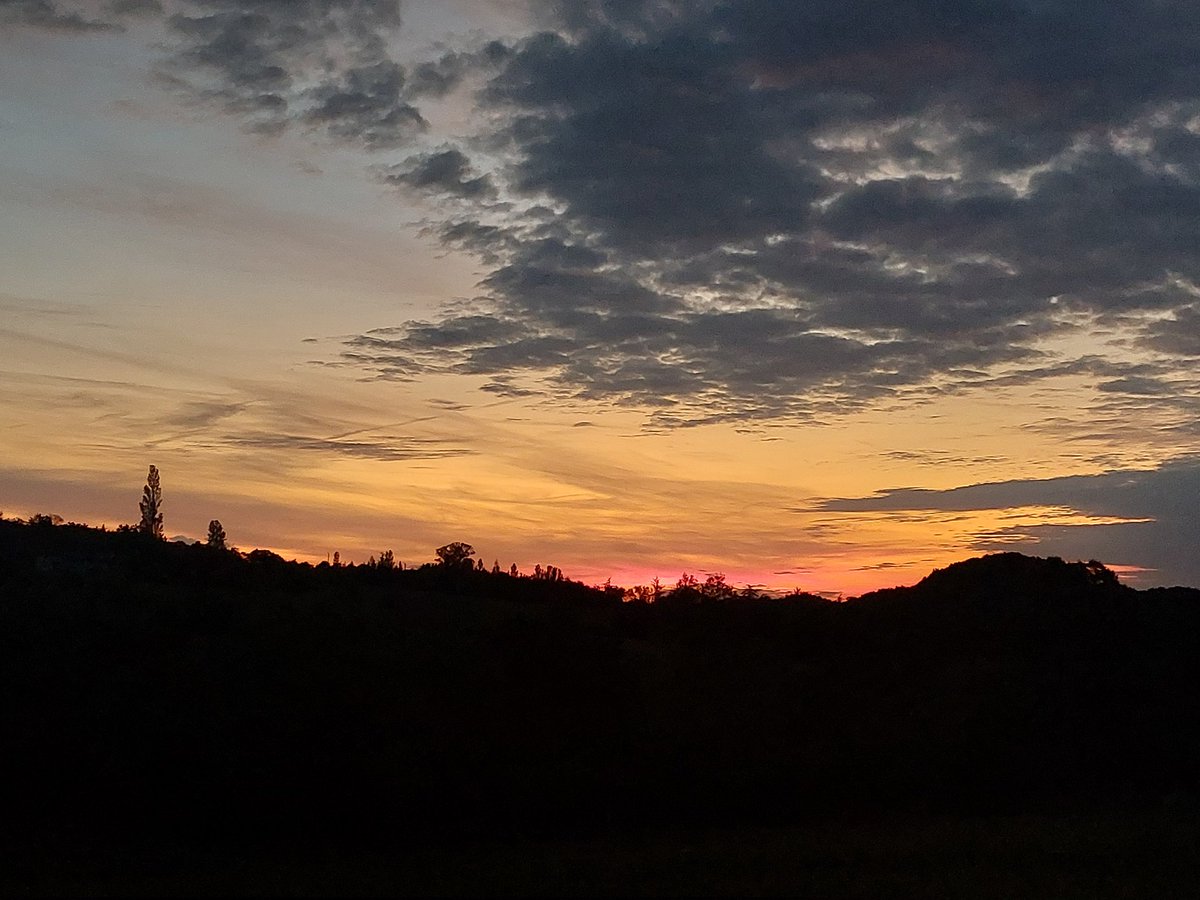 BulsaMarie's tweet image. #ciel #soir #Lauragais