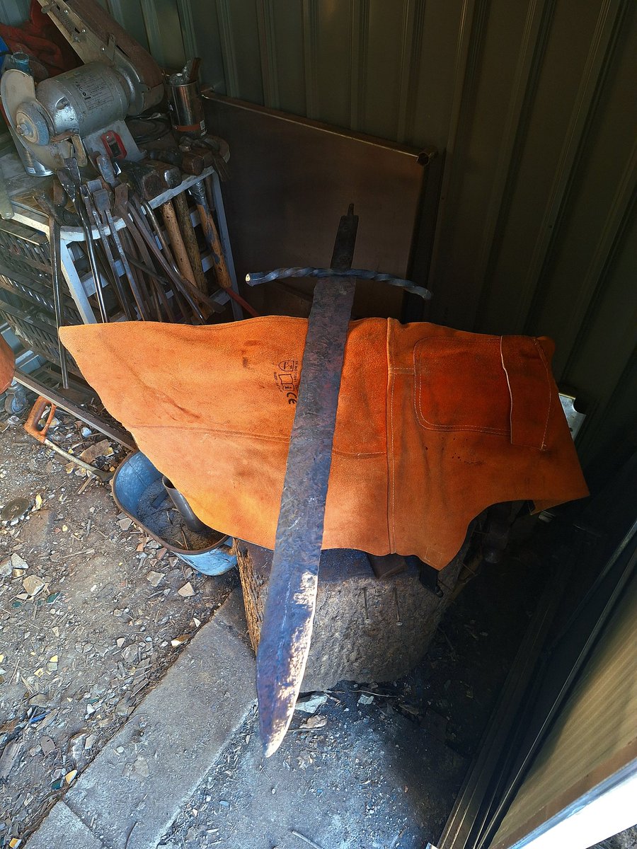 the-smiling-smithy tweet media