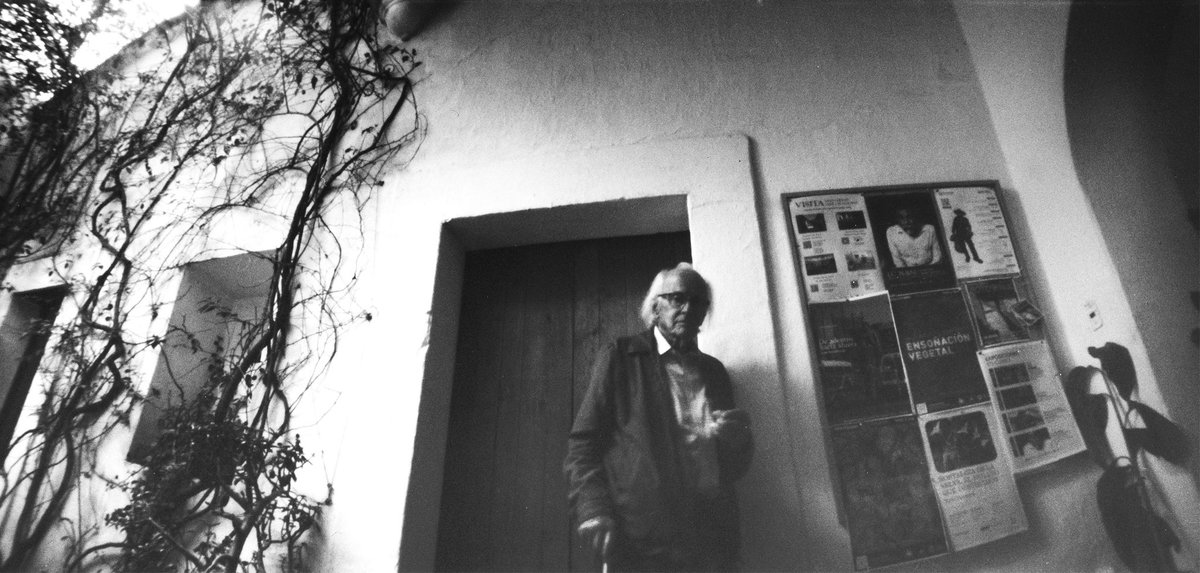 Bob Schalkwijk estenopeico. 
En la exposición “De adentro hacia afuera” en el CENTRO FOTOGRÁFICO MANUEL ÁLVAREZ BRAVO
#fotoestenopeica con cámara Lumínica #400TX 120   
30 de agosto 2025 #pinhole #estenopeica Bob Schalkwijk
#ピンホール写真
#pinholephotography