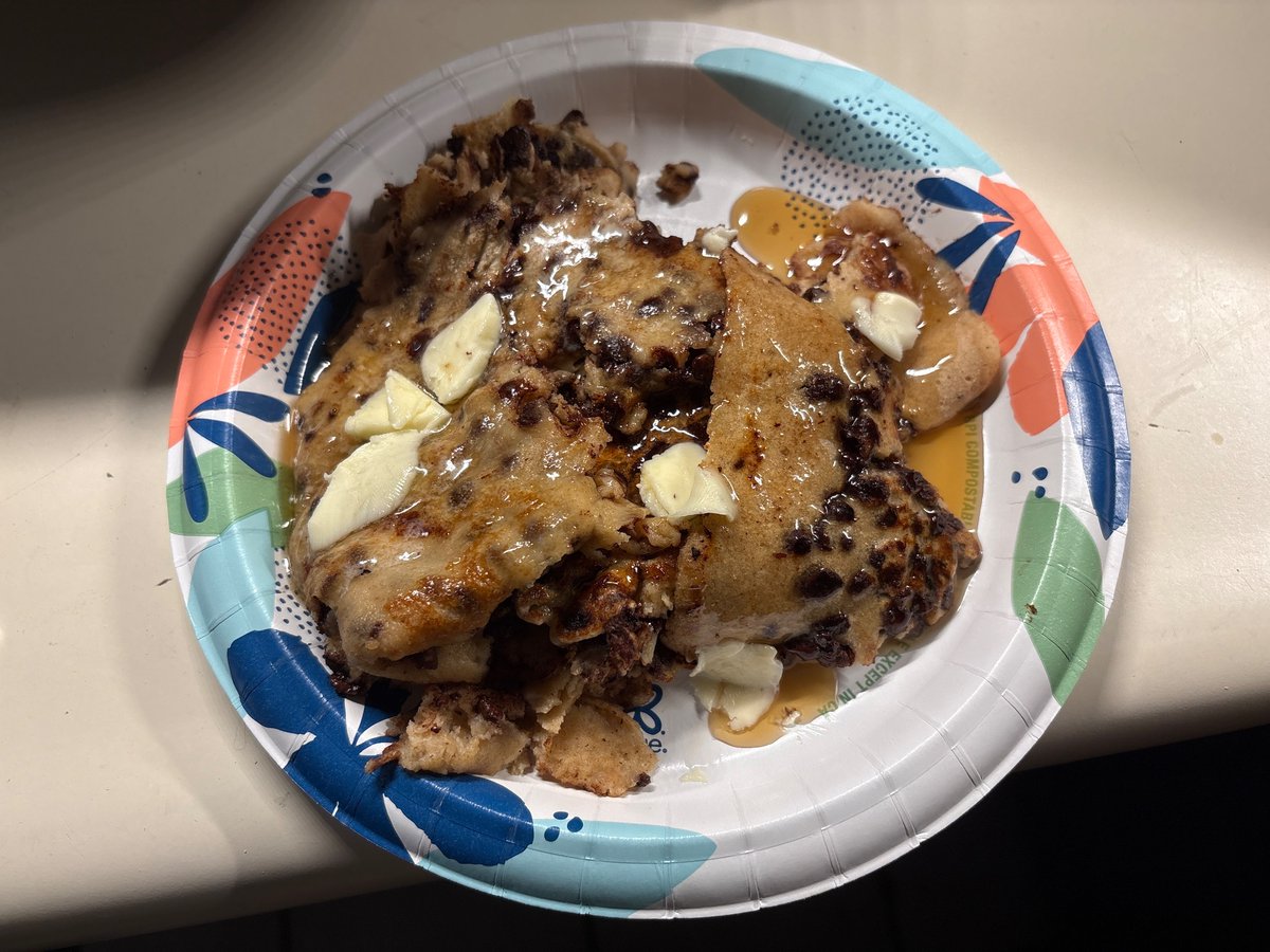 sporemice's tweet photo. @IHOP what the fuck did you just serve me https://t.co/aA8RMqDSwr