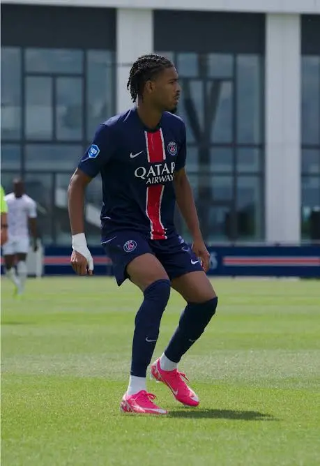 ParisTeam tweet media