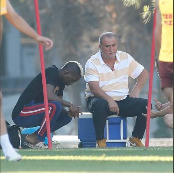 sane ilk geldiğinde şöyle uçuyor böyle kaçıyor diye övdüğümüz için pedere duyduğumuz mahçubiyet