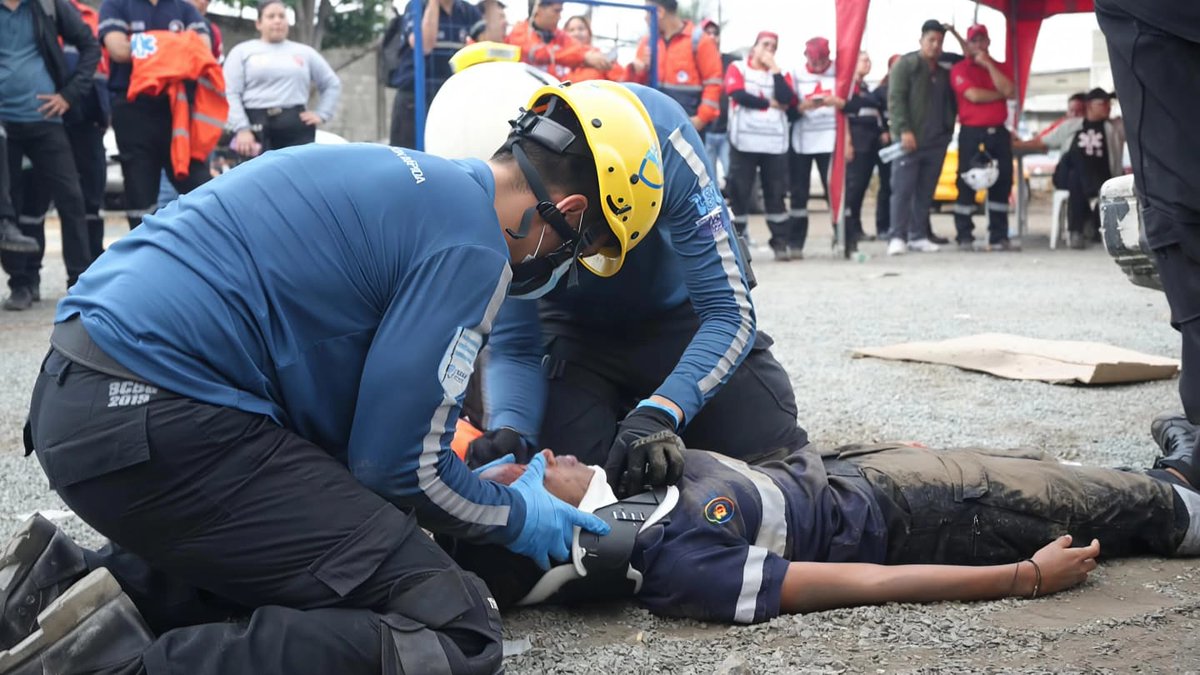 🧵

1️⃣ El Equipo de Paramédicos VIR de #SeguraEP alcanzó el 2.º lugar en el Primer Rally Prehospitalario, organizado por el <a href="/ITBolivariano/">ITB Instituto Superior Universitario Bolivariano</a>

Este certamen puso a prueba a los participantes en simulacros de emergencias reales. ⤵️