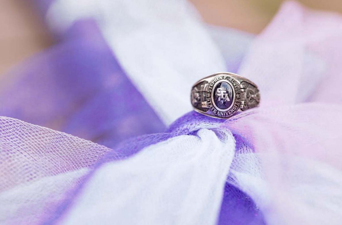 SFASU's tweet photo. Itβs RING WEEK, Jacks! πβ¨
ποΈ 9 a.m. to 4 p.m. Today β Friday, Oct. 3
π Tracie D. Pearman Alumni Center
Balfour reps + SFA Alumni Association staff will be there to size you, answer questions, and help with orders. #SFARingWeek #LumberjackPride #PutARingOnIt https://t.co/KMM4yWUUEX