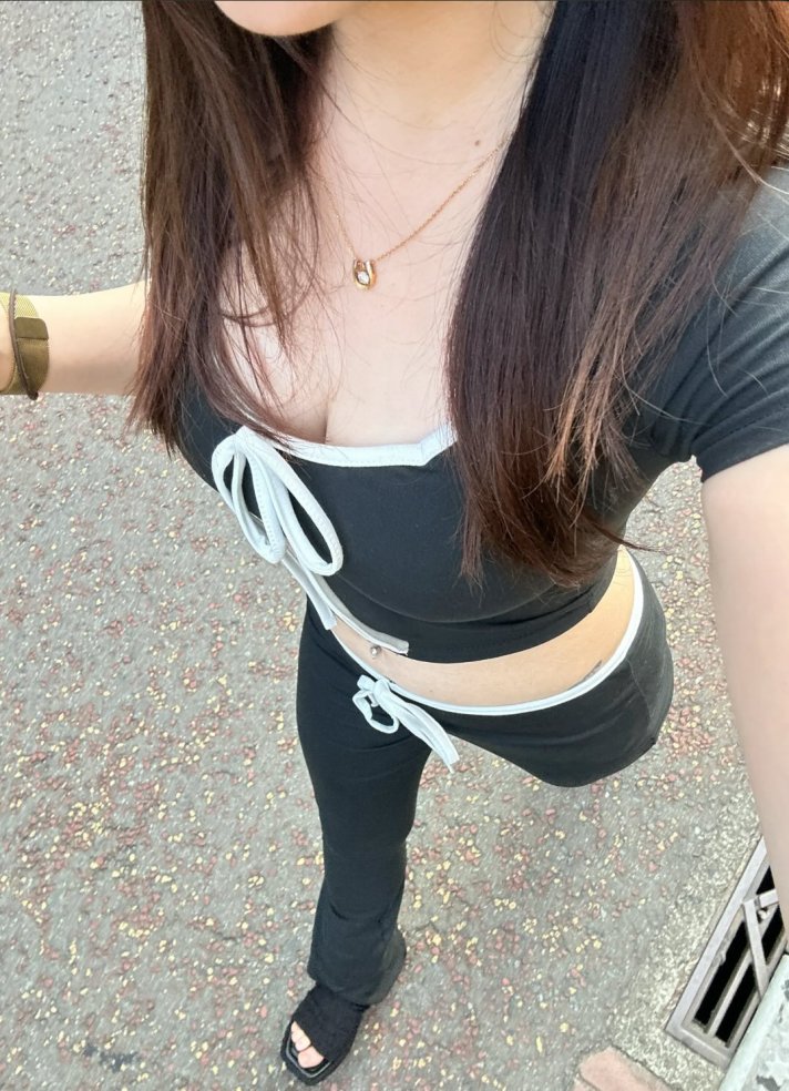 _Ishot__icBuzzy's tweet image. 胸大きくて優しいのに彼氏もセフもいません。
むちむちでも大丈夫な人遊んでください🥹
#p活大分 #大分p活