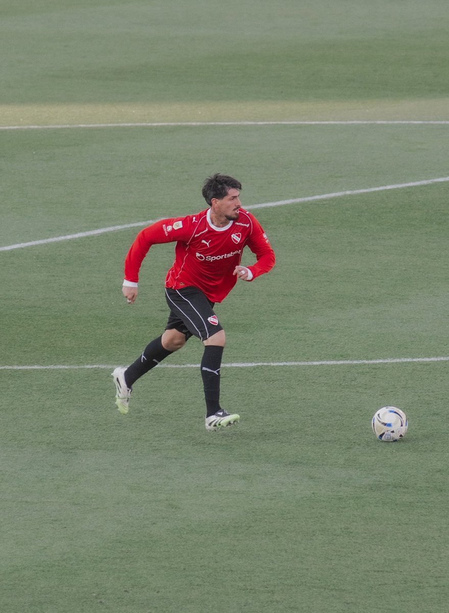 ⚔️⛔️ Kevin Lomónaco ganó TODOS sus duelos aéreos [4/4] y NO FUE GAMBETEADO en el empate 0-0 frente a Racing Club.

23 años.🪄