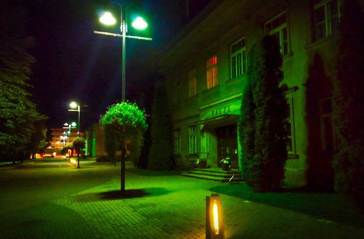 Lappo357's tweet image. No #Daugavpils, vakar, protams, uz #Ogri. 🚐 Pa taisnāko.✌️😎  Un sākām gatavošanos šīsdienas skrējiena reģistratūras procesiem. 📡📃📈 Starp citu, dzīvojām pastā! Vecajā pastā.😉👌