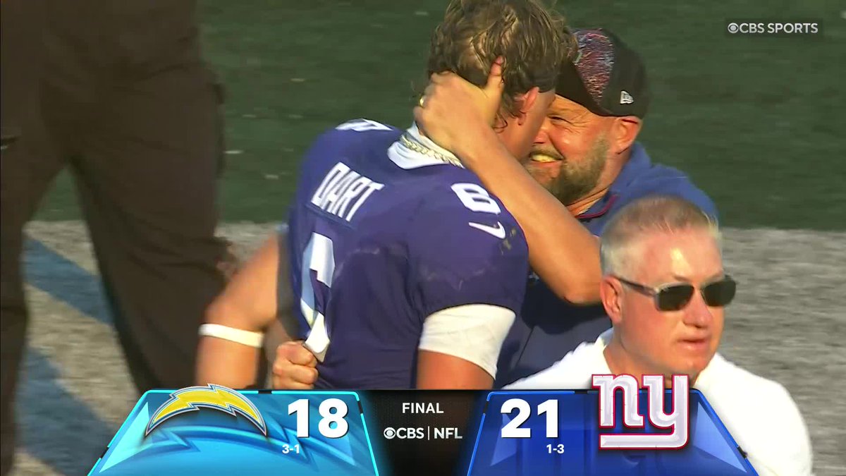 NFLonCBS's tweet photo. What a moment https://t.co/HuPKxyEsPQ