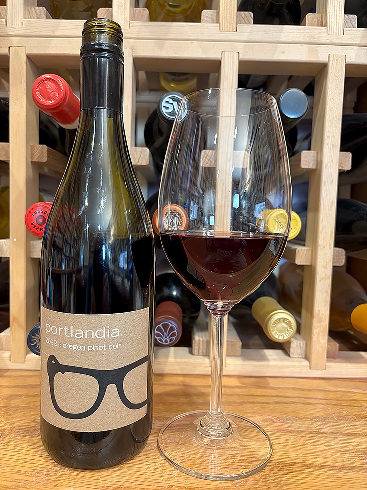 Portlandia Pinot Noir Oregon 2022—Admirable nuance,  refinement for value pinot, another example of how well Oregon—and Portlandia—does PN. It is lighter, more delicate than the standard California pinot noir—certainly for CA efforts at this price point open.substack.com/pub/gusclemens…