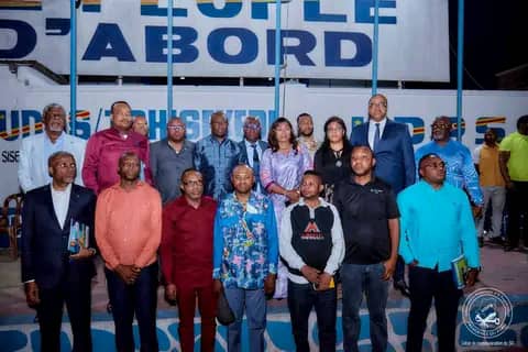 Lisas_Giane's tweet photo. 🔴#Rdc🇨🇩#Udpc #Evariste_KalalaKwete_Communication 3.0
UDPS/Tshisekedi Un seul chef, une seule ligne
Ce samedi 28 septembre 2025, l'Honorable @AugustinKabuyaT Tshilumba, Président intérimaire de l’UDPS/Tshisekedi, a présidé une grande matinée politique centrée sur la restitution des directives de la Haute Autorité Politique, Félix-Antoine Tshisekedi, visant à mettre fin à la crise interne.
En présence de plusieurs cadres du parti, dont *Me Evariste Kalala Kwete*, Secrétaire national en charge des questions juridiques, Augustin Kabuya a insisté sur l’importance d’une stricte application de ces orientations pour restaurer la cohésion.
Il a appelé les anciens frondeurs à revenir dans la ligne du parti, soulignant que l’heure est à la réconciliation et à la discipline.
L’UDPS/Tshisekedi n’est pas une télévision à plusieurs télécommandes. Son chef s’appelle Félix-Antoine Tshisekedi », a martelé le SG, excluant toute autre voie de commandement. @fatshi13
#INDvPAK #Politique #polémique
