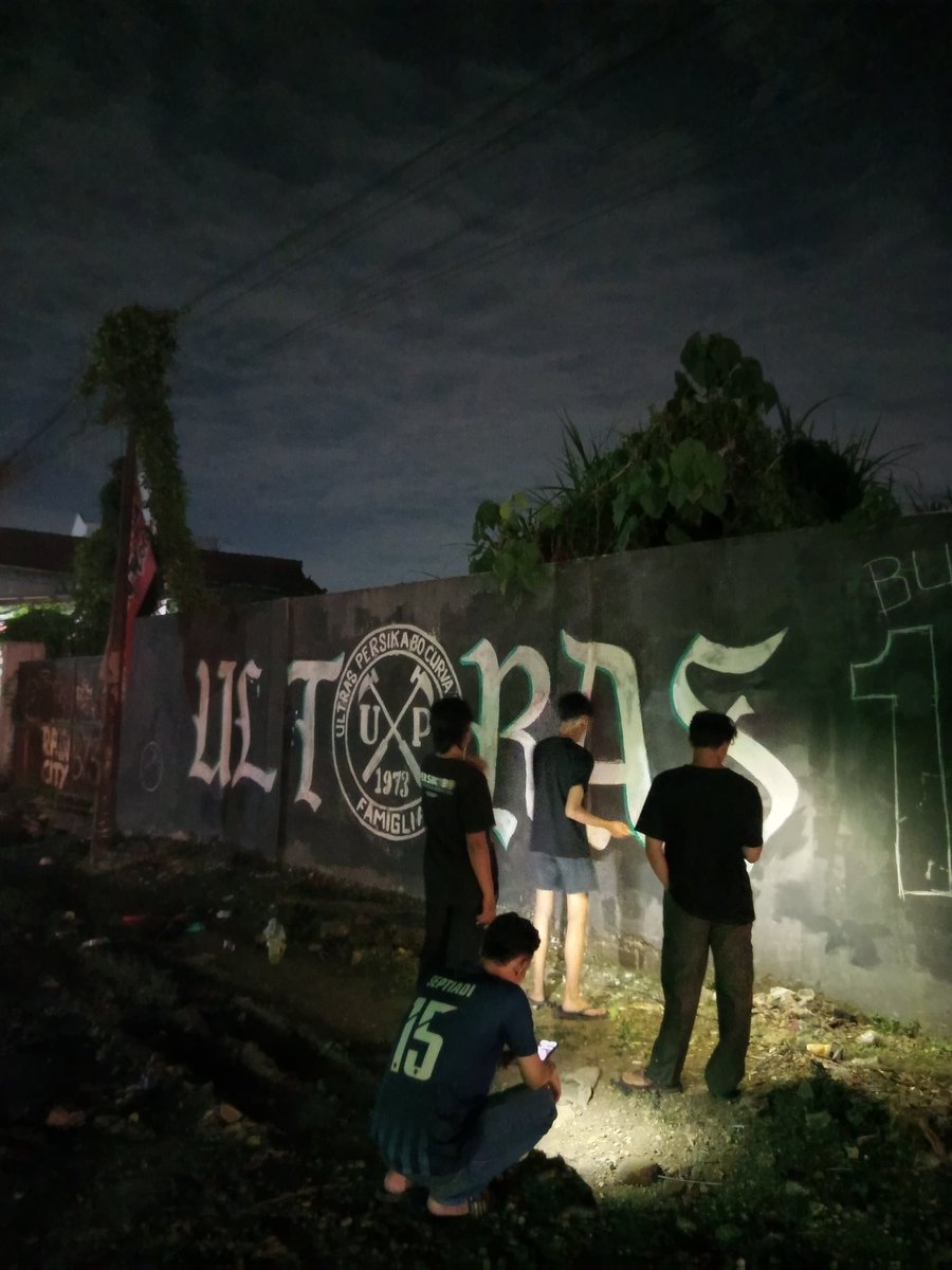 kambing142557's tweet photo. what do you think about street artists
#UPCS #ULTRASPERSIKABOCURVASUD
#BOGORTIAMO #SIAMONOI #ULTRAS https://t.co/WU4HLth1gz