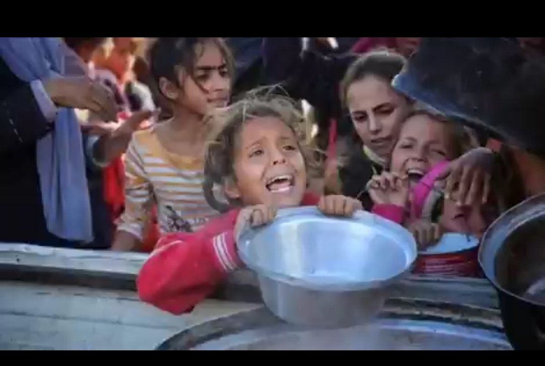 📍Dil kayıp, 
Boğaz kurumuş, 
Yürek çöl gibi, 
Ne ses ne seda.❗

🇹🇷 TÜRK BEKLENENDİR 🇹🇷
