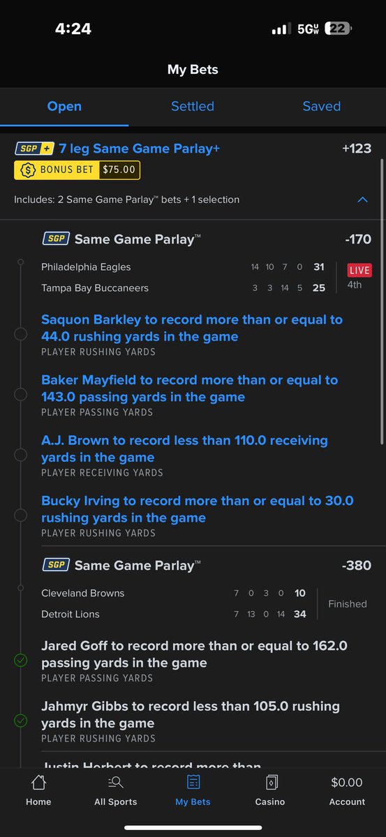SpooKy_vx's tweet photo. Does it get any tougher than saquon barkely losing a yard on the last play https://t.co/5xysigWjMz