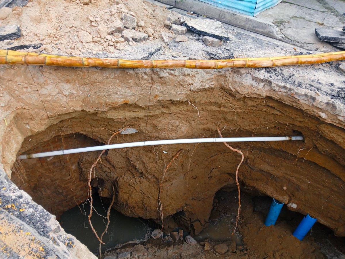 esme9_'s tweet photo. @ANDASV 15 de septiembre fue la última vez que tuvimos servicio de agua completo 
Desde entonces se han enviado incontables reportes sin solución alguna
Colonia 10 de Octubre San Marcos San Salvador Sur 
@darevalosv @nayibbukele @GobernacionSV @AsambleaSV @MarioVasquezSV https://t.co/fDqUxs8IFH