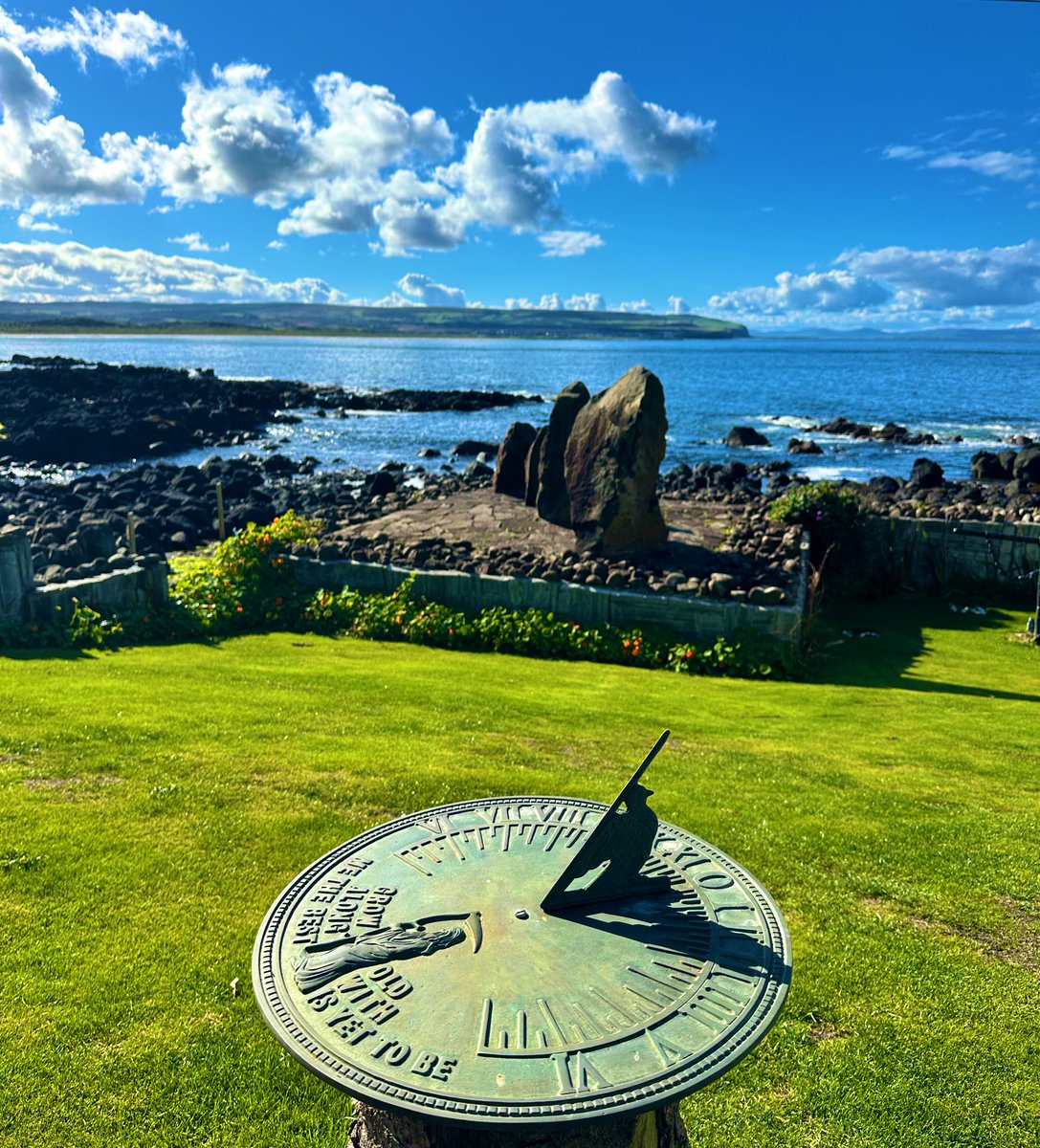 IrishArtistMic2's tweet photo. Some Late September Snaps in Portstewart by @IrishArtistMic2 Enjoy https://t.co/9PFvOtYV6p