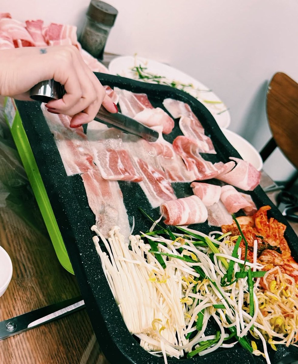 shulovesoo's tweet photo. 🥹❤️‍🩹 https://t.co/IfNfz5g02m