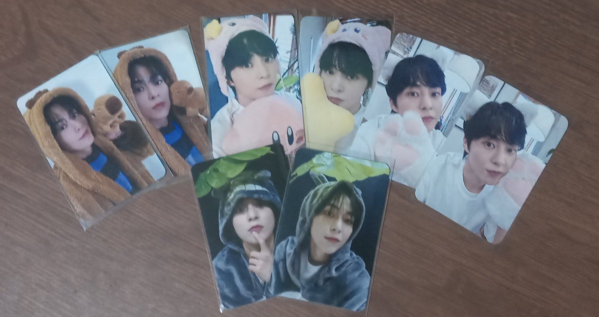 e_o_xiu's tweet photo. Feedback positivo para @katsw_ que conseguiu pra mim alguns dos cards mais fofos da minha coleção. Foi a minha primeira compra e fiquei muito feliz com a organização, comunicação e forma de envio! Recebi tudo de forma rápida e segura. Obrigada Lis ❤️ https://t.co/yl2hnhGDYJ