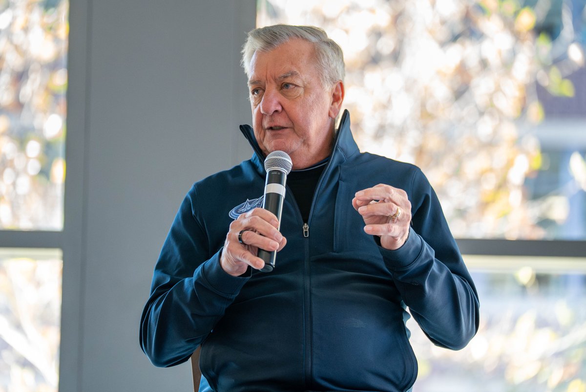 BlueJacketsNHL's tweet photo. It's training camp for everyone! 

Our Rookie STH's had their meetings with the GM today! They got to meet Don Waddell and Steve Mears while taking in today's practice and settling in to their new seats. https://t.co/gCDgyaG4PH