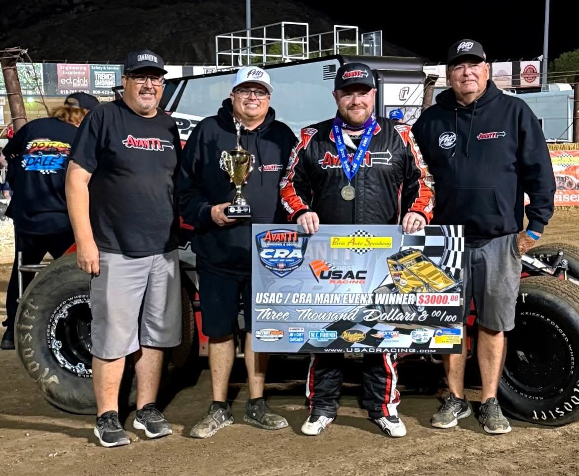 USAC_CRA's tweet photo. R.J. Johnson and the #33P Petty Team in Perris Victory Circle. https://t.co/6kBpf1NJwy