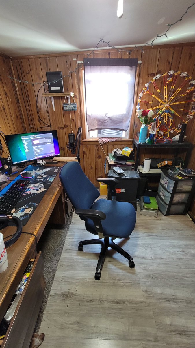 Customgm_vtuber's tweet photo. It's time to rearrange again for the 10th, maybe the 20th time, lol #stream #Vtuber #setup https://t.co/YRGo8pzJ1R