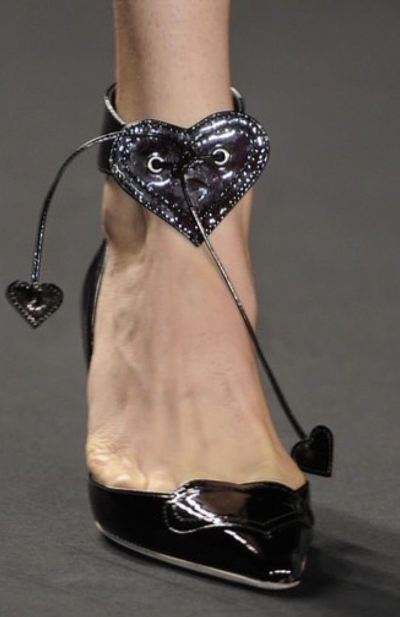 Anna Sui spring 2013