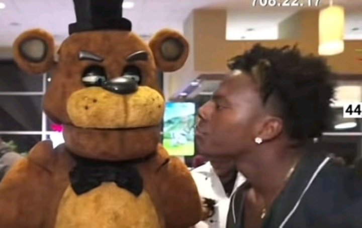 GooseChaamp's tweet image. my accounts one year old chat