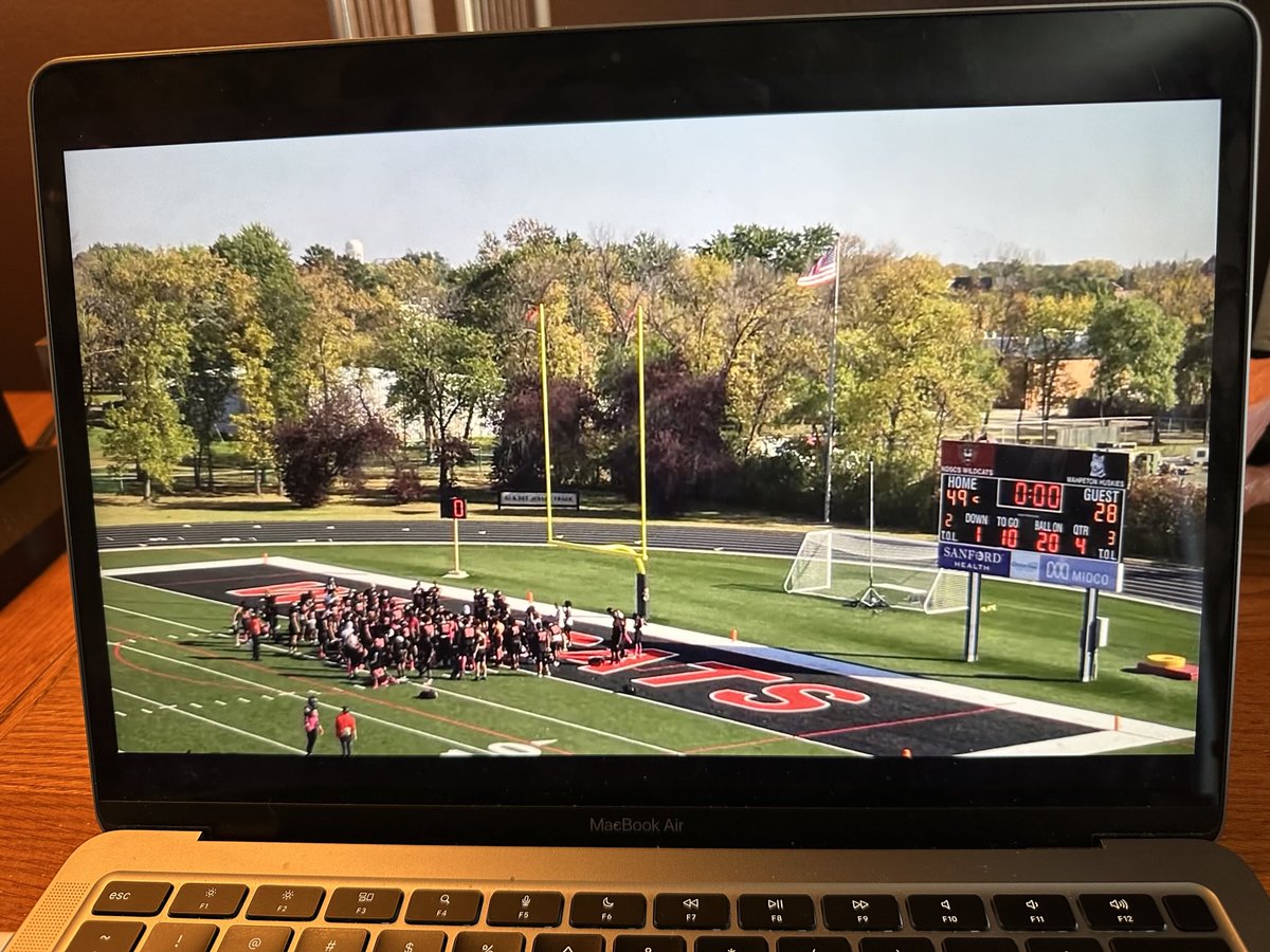 🙌🏼 Congrats <a href="/NDSCSFB/">NDSCS Wildcats Football</a> players &amp; coaches on the “W” today! 🙌🏼 #GoCats #WinTheDay 🏈 ⁦<a href="/NDSCSAthletics/">NDSCS Athletics</a>⁩ ⁦<a href="/ndscswildcats/">NDSCS</a>⁩