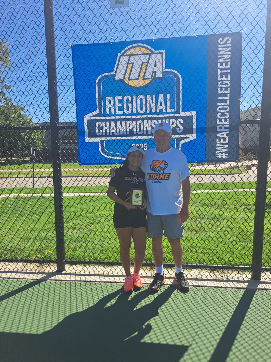 Maria Purizaca takes runner-up honors at the ITA regional, dropping the finals to the top seed, 3-6, 3-6