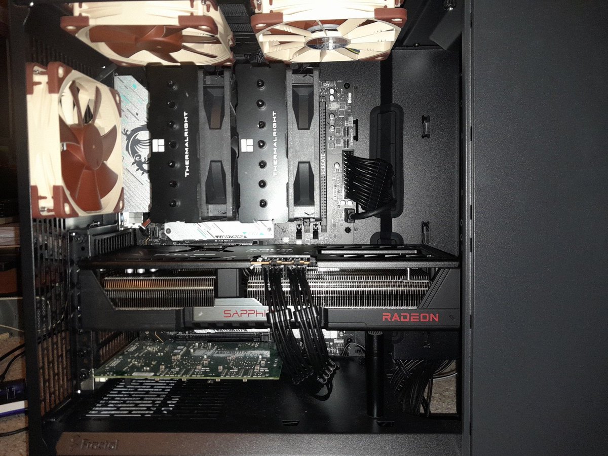 JikissGamer tweet media