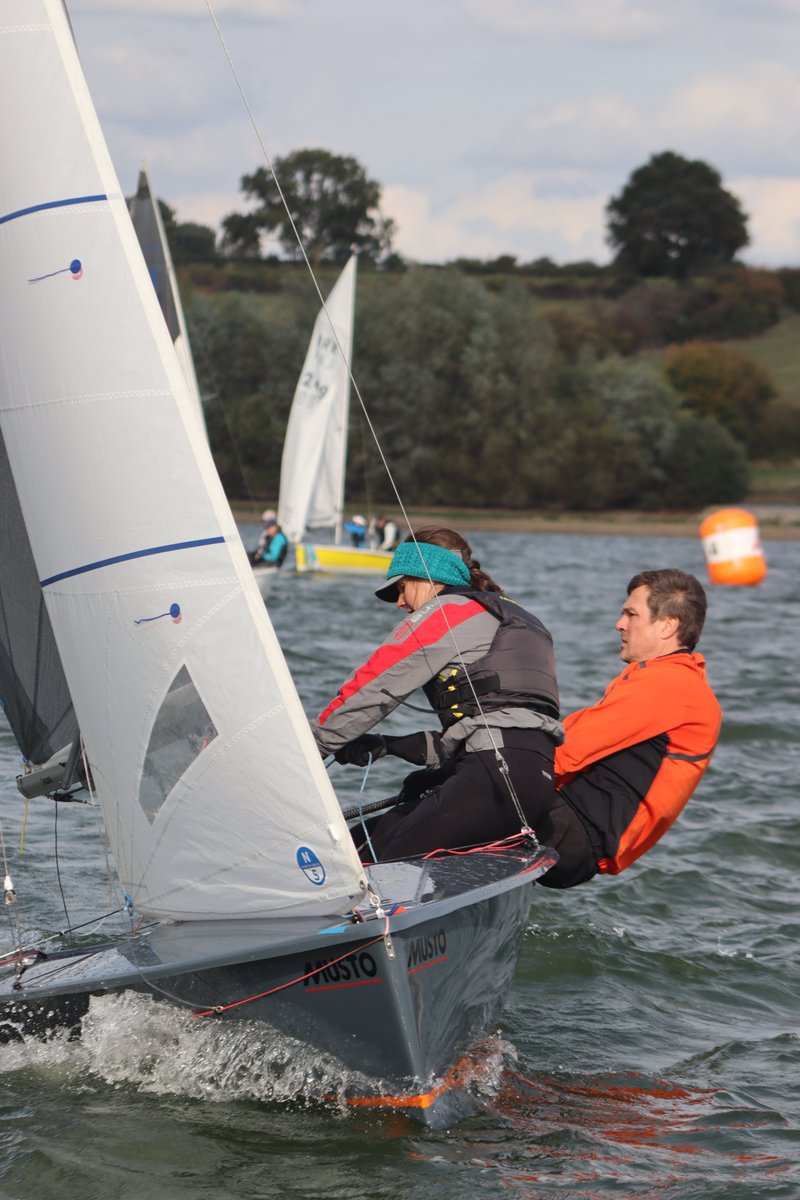 larksailing tweet media